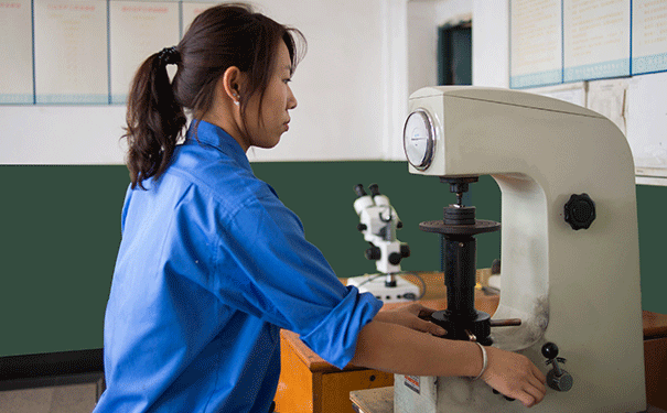 昌利金剛石鋸片匠心工藝石材切割的專家 昌利金剛石鋸片匠心工藝石材切割的專家