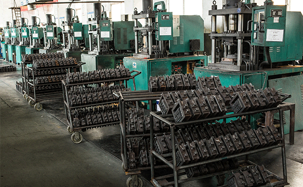 從外觀角度上該怎樣選擇合格的金剛石刀頭 從外觀角度上該怎樣選擇合格的金剛石刀頭