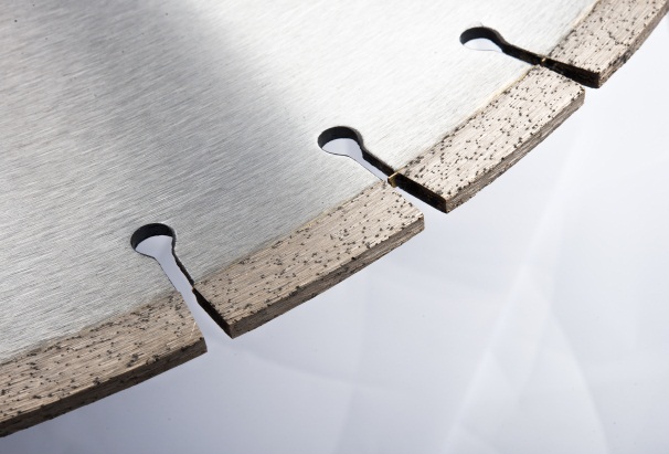 花崗巖大板加工流程及花崗巖鋸片鋸機介紹！